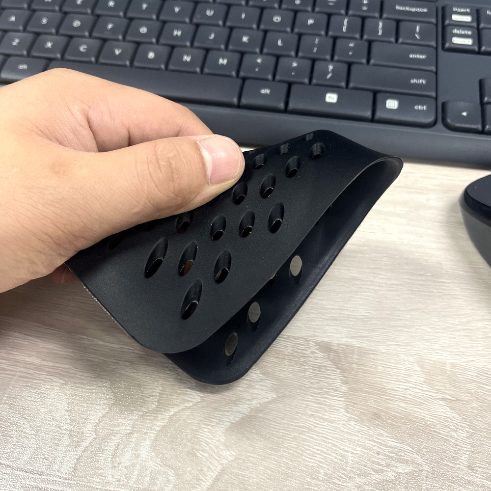 ハーフフェイスブラケットシリコンマスクコスプレ Ourdoo - Silicone Mask Bracket のレビューと価格